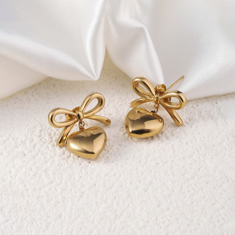 Sweet Knot Heart Earrings