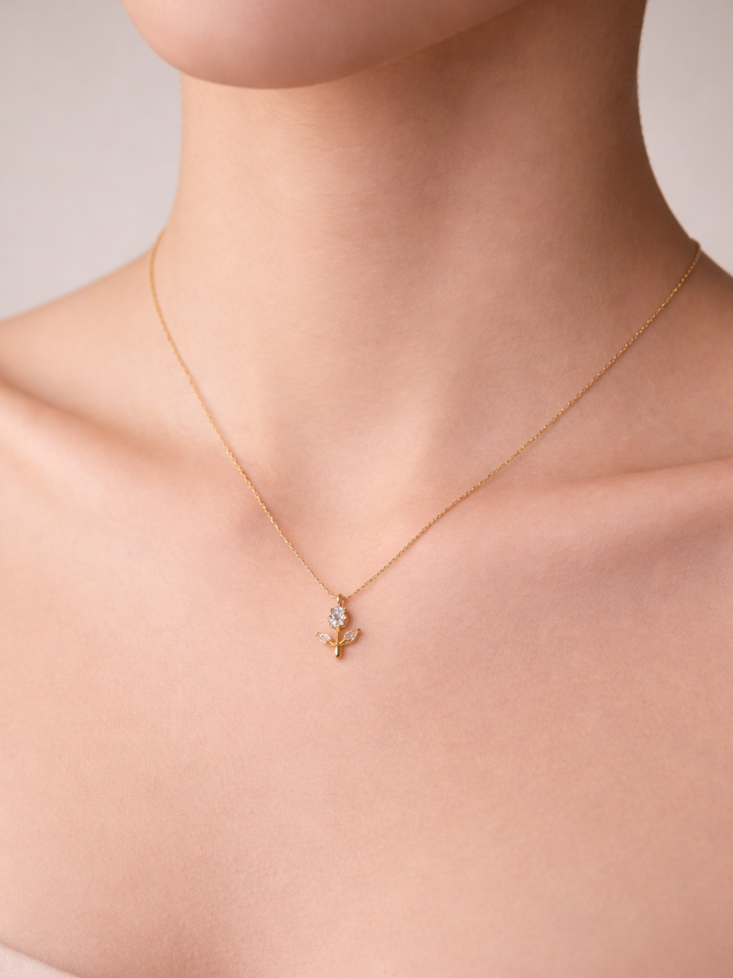 Dainty Bloom Sparkle Necklace