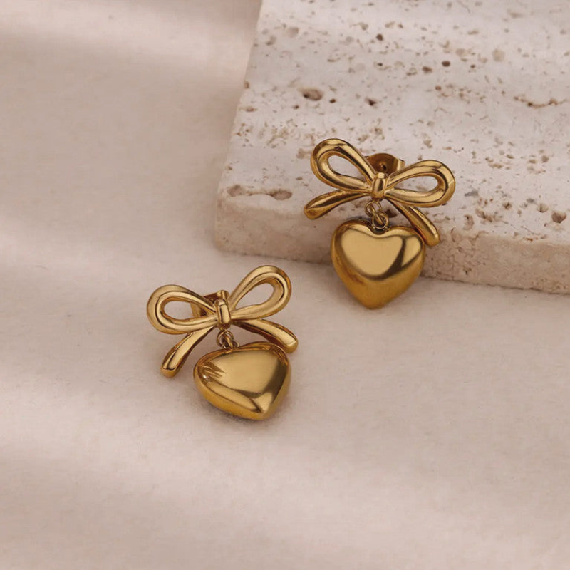 Sweet Knot Heart Earrings