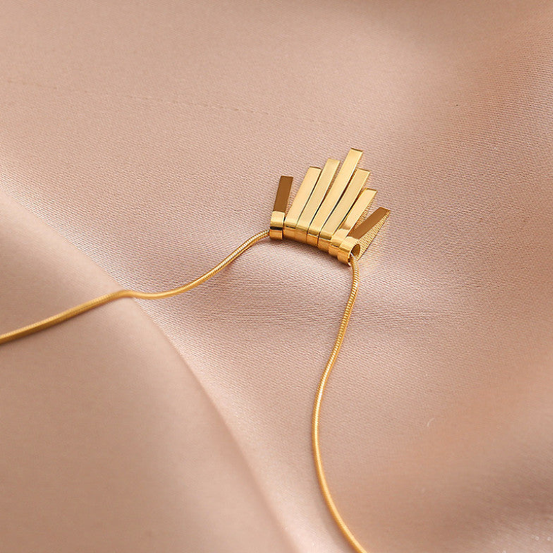 Linear Glow Pendant Necklace