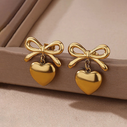 Sweet Knot Heart Earrings