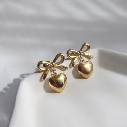 Sweet Knot Heart Earrings