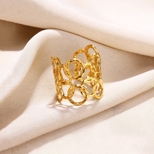 Radiant Loop Harmony Ring