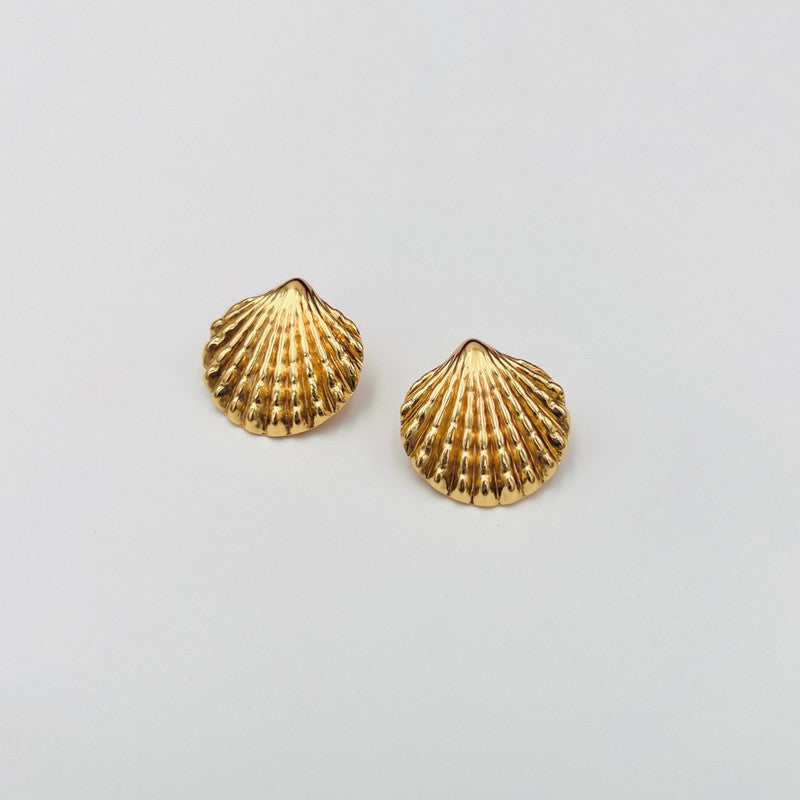 Elegant Gold Seashell Earrings for Women