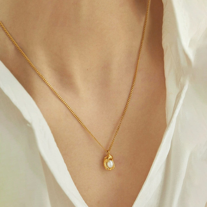 Gold-Plated Pearl Drop Pendant Necklace