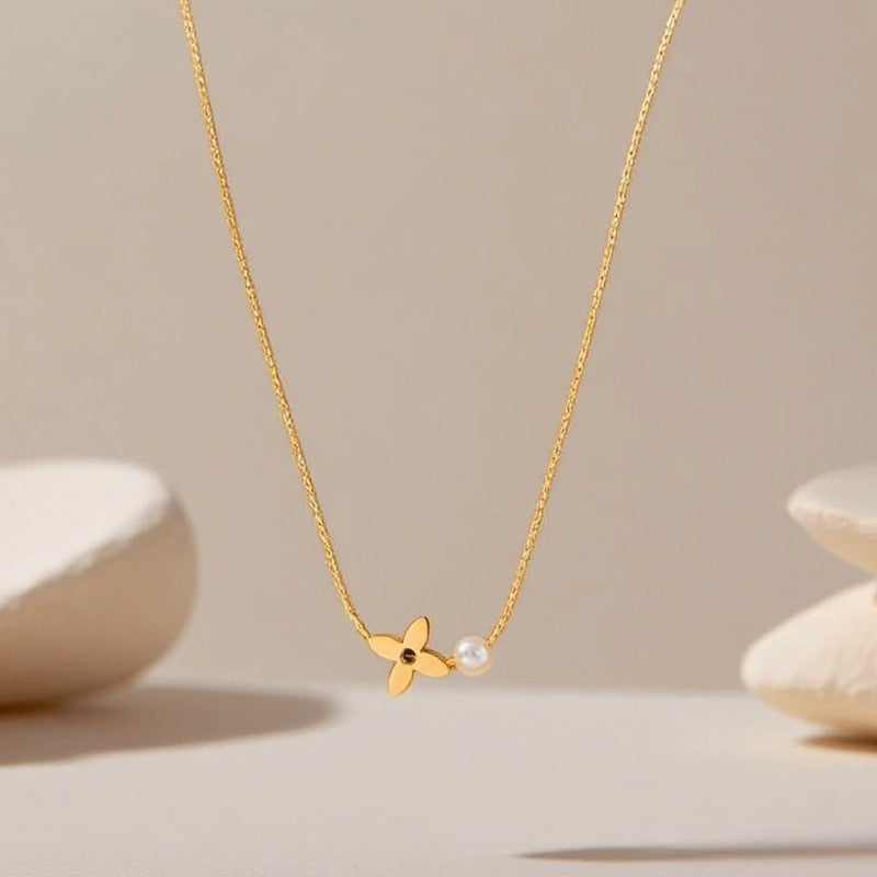 Minimal Gold Flower Necklace with Pearl Detail