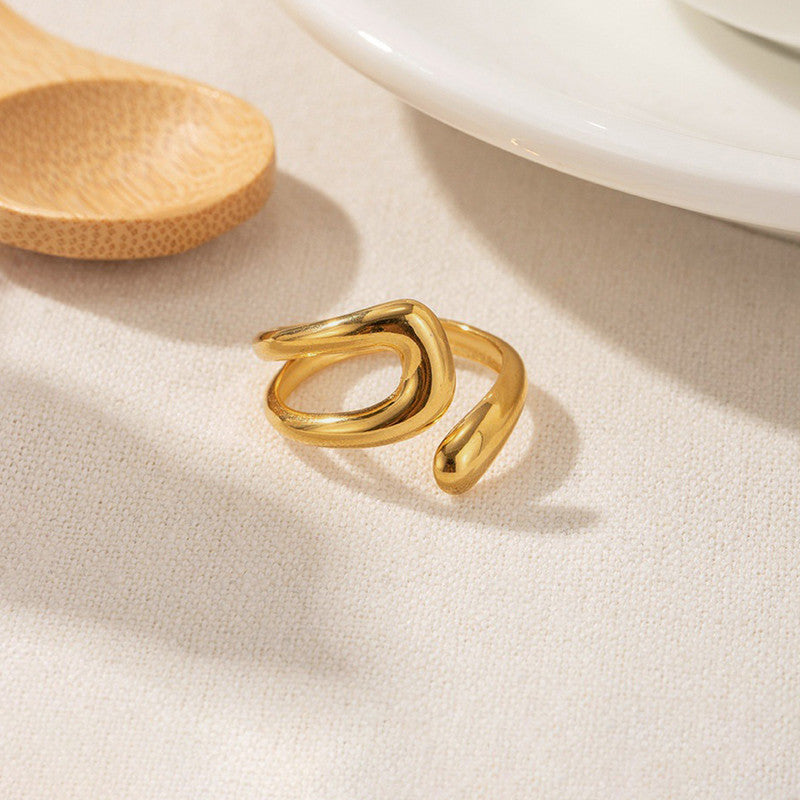 Minimal Gold Open Ring with Fluid Design