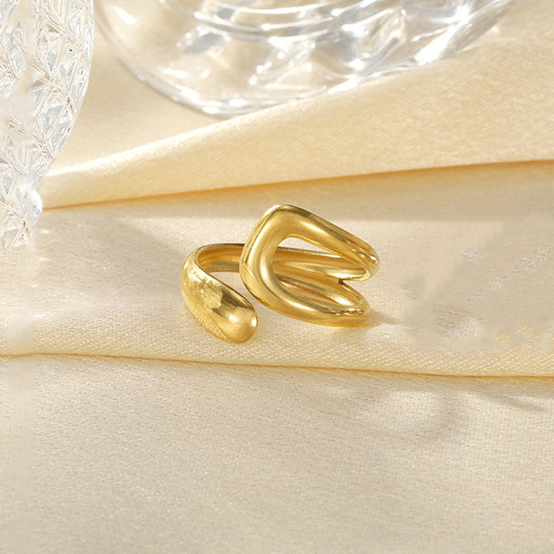 Minimal Gold Open Ring with Fluid Design