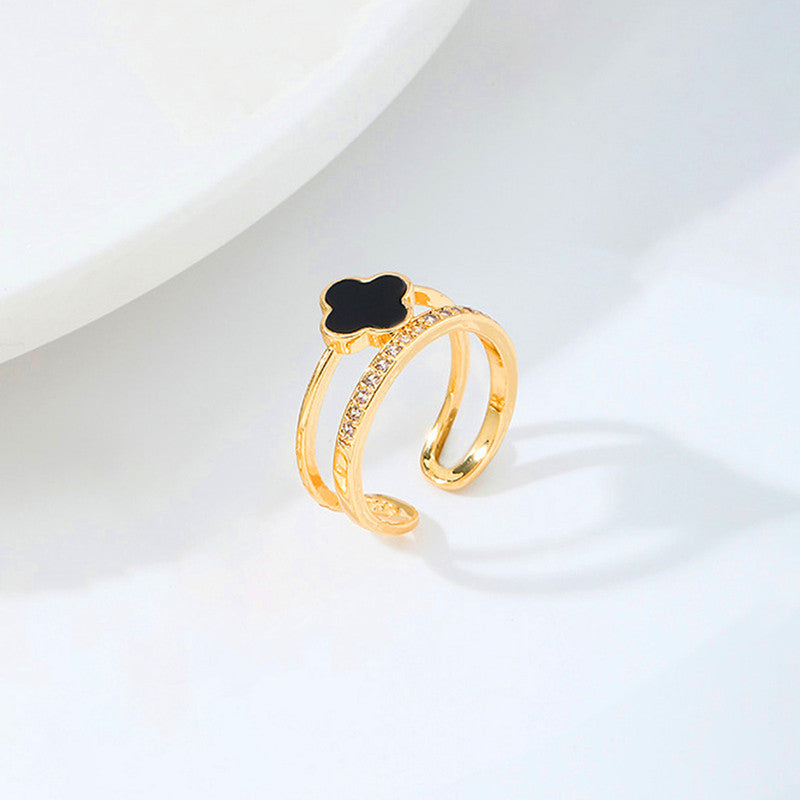 Gold-Plated Clover Black Stone Ring with Crystal Band