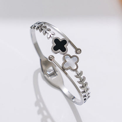 Love Clover Charm Kada