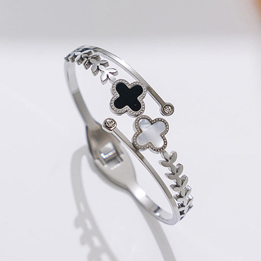 Love Clover Charm Kada