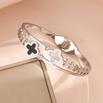Love Clover Charm Kada