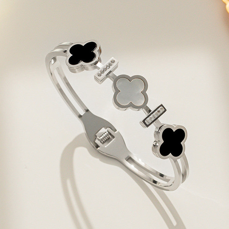 Midnight Clover Charm Kada