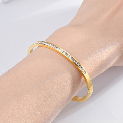 Minimal Gold Bangle with Crystal Detail